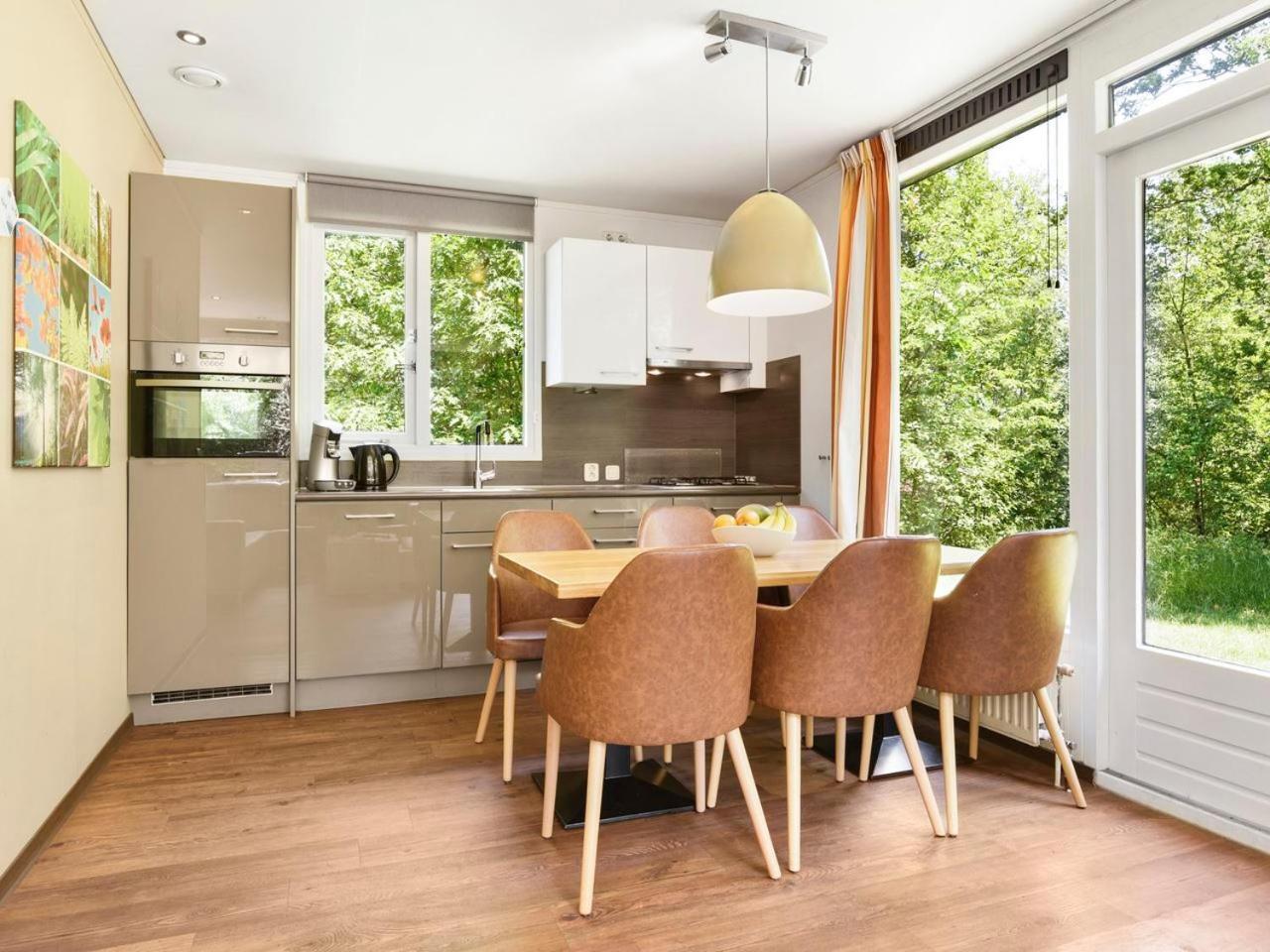 Luxury 4-Person Bungalow In The Holiday Park Landal Twenhaarsveld Holten Exterior foto