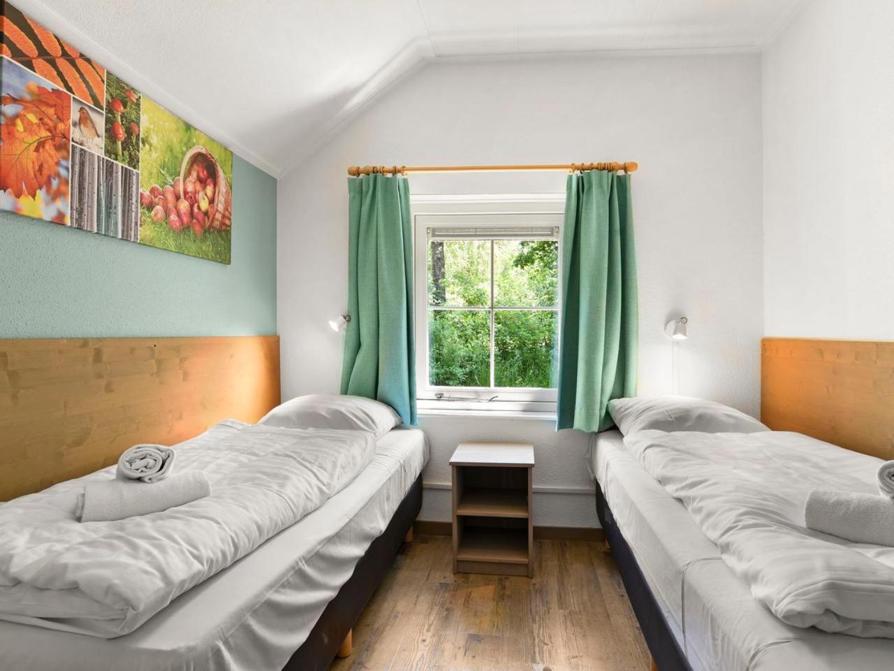 Luxury 4-Person Bungalow In The Holiday Park Landal Twenhaarsveld Holten Zimmer foto