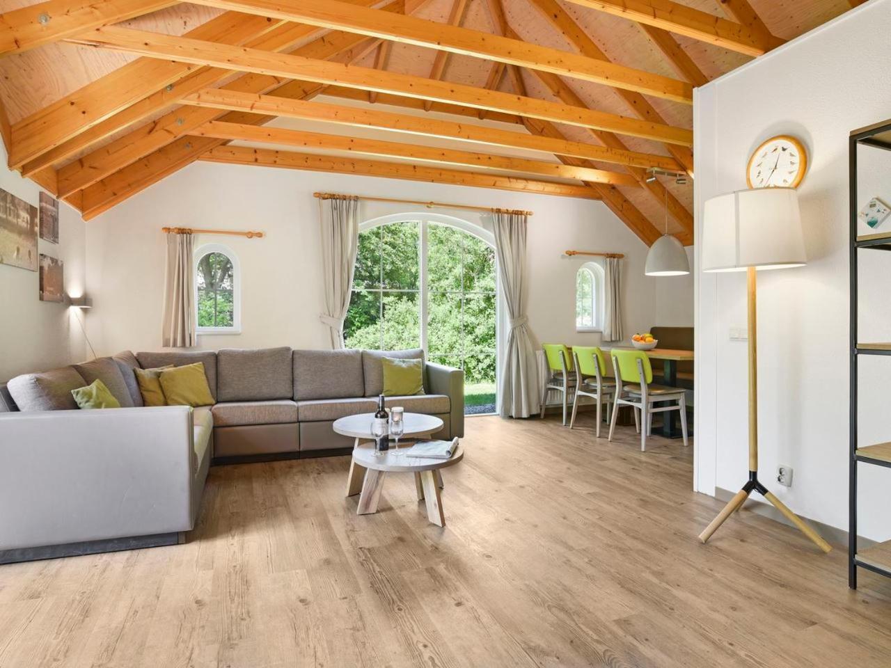 Luxury 4-Person Bungalow In The Holiday Park Landal Twenhaarsveld Holten Zimmer foto