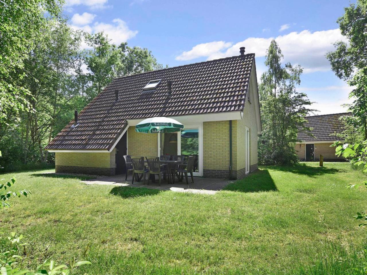Luxury 4-Person Bungalow In The Holiday Park Landal Twenhaarsveld Holten Zimmer foto