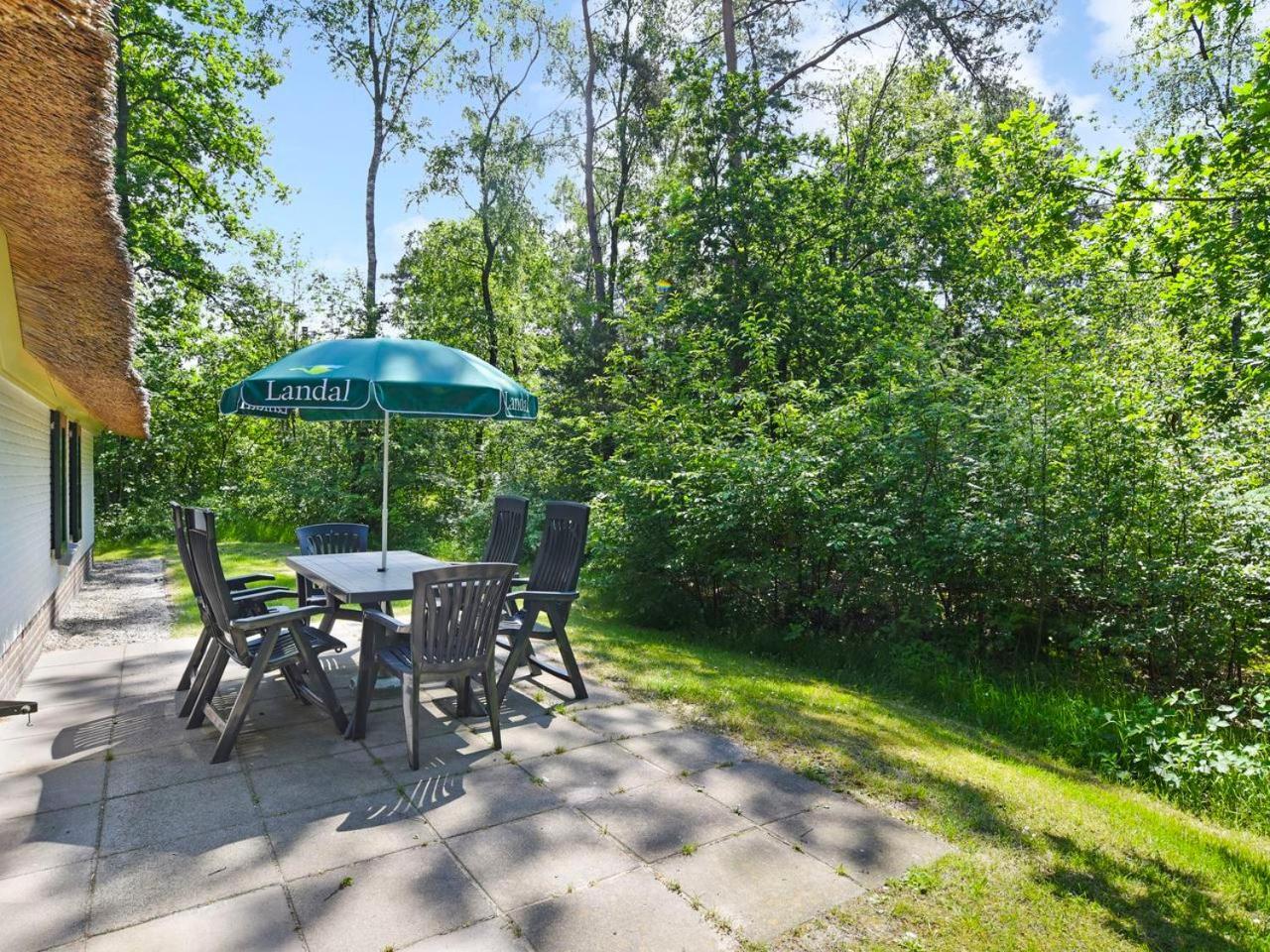 Luxury 4-Person Bungalow In The Holiday Park Landal Twenhaarsveld Holten Zimmer foto