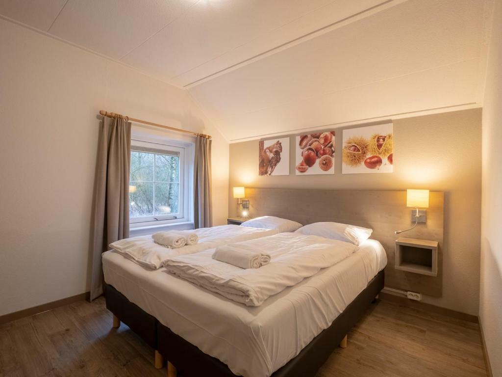Luxury 4-Person Bungalow In The Holiday Park Landal Twenhaarsveld Holten Exterior foto